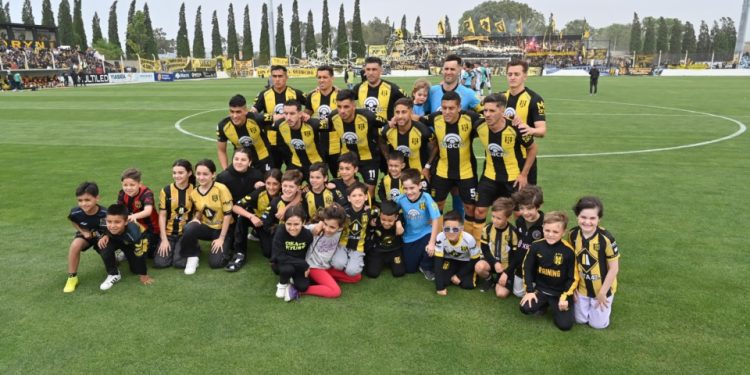 Atento Colón: Deportivo Madryn y San Martín de Juan también clasificaron