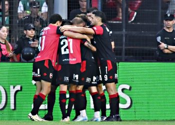 Newells ganó después de seis fechas, y toma un poco de oxigeno