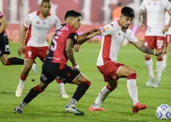Huracán le dio otro golpe a Newells, y comparte la punta junto con Vélez
