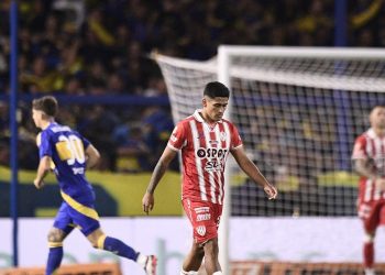 Desconocido, apático y antipático