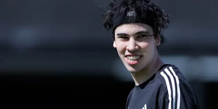 El Tribunal de Ética investigará la inclusión de Riestra del streamer santotomesino Spreen