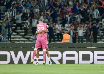 Medina apela a un ex Colón para el encuentro ante Unión