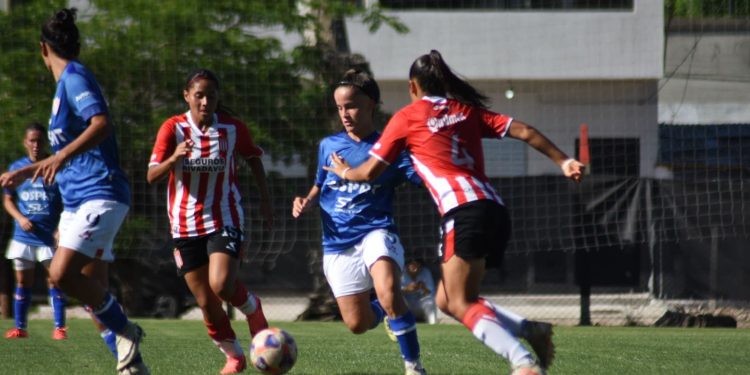 Semifinal de ida: Unión se trajo un valioso punto de La Plata