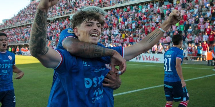 «Queremos salir campeón, si no lo conseguimos queremos entrar a una copa»