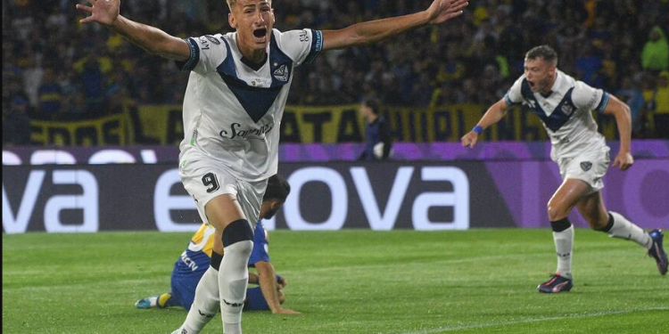 Inolvidable partido: siete goles, un expulsado, y una victoria histórica de Vélez ante Boca para la final de la Copa Argentina
