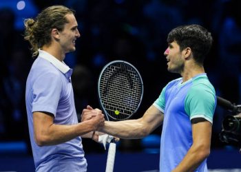 ATP Finals, día 6: Zverev despachó a Alcaraz y sacó boleto a las semifinales