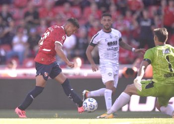 Inobjetable victoria de Independiente ante Central Córdoba para soñar con la clasificación a la Sudamericana