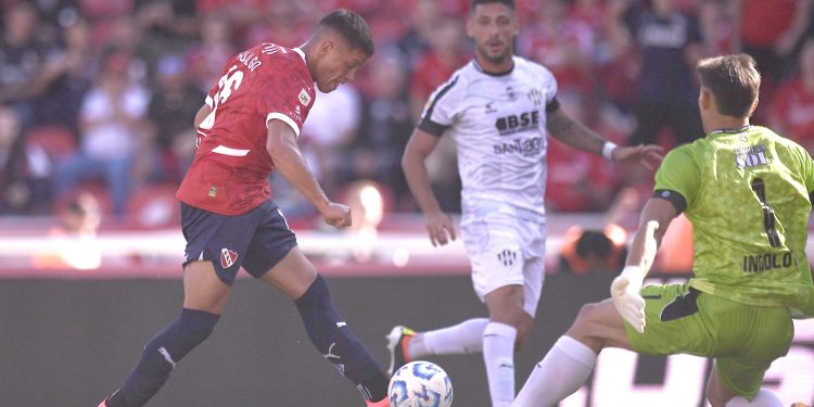 Inobjetable victoria de Independiente ante Central Córdoba para soñar con la clasificación a la Sudamericana