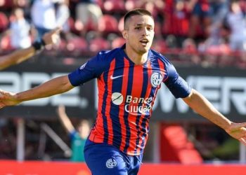 Unión negocia con San Lorenzo para poder contar con un refuerzo