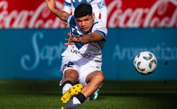 El campeón pierde a su figura: Aquino se va de Vélez