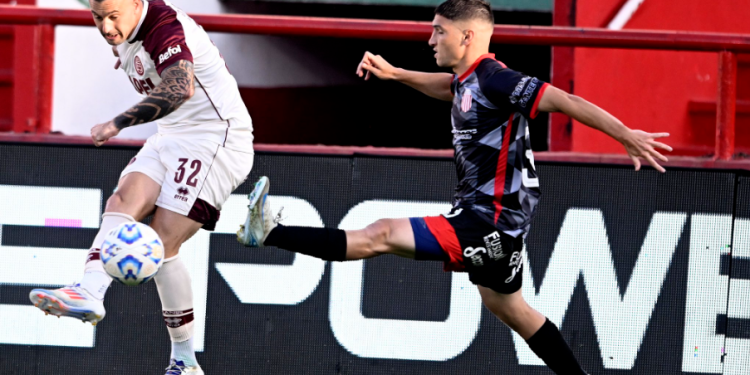Lluvia de goles en Parque Patricios y clasificación de Lanús a la Copa Sudamericana