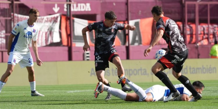 Baracas y Tigre aburrieron a todos y empataron sin goles