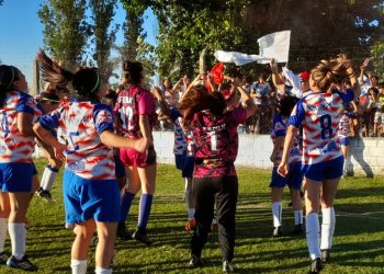 Fénix tuvo revancha y en la Promoción llegó a Primera