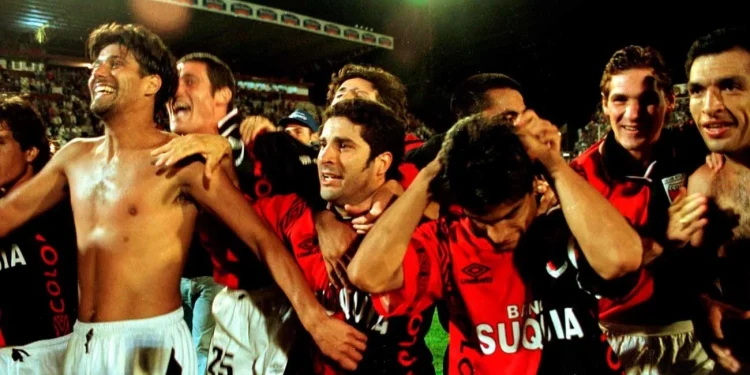 Hace 27 años Colón clasificaba por primera vez a la Copa Libertadores