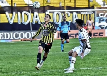 ¿Qué defensor de Colón se va a otro equipo de la divisional?