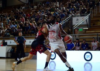 Unión volvió a perder de visitante en la LNB