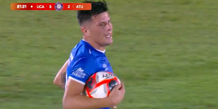 Mientras Unión lo espera, Estigarribia juega y hace goles en Atlético Tucumán