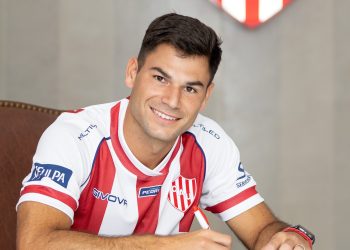 Unión oficializó la llegada de Gastón Arturia