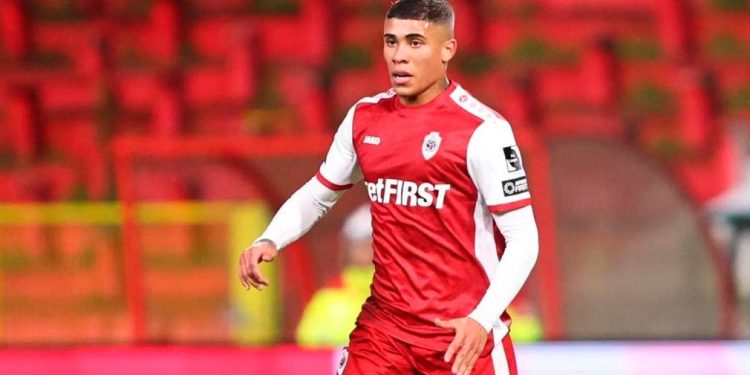 Boca cerró la llegada de Ayrton Costa como nuevo refuerzo