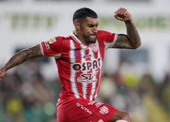 Unión: Se iría Balboa a cambio de dinero y un jugador de Racing