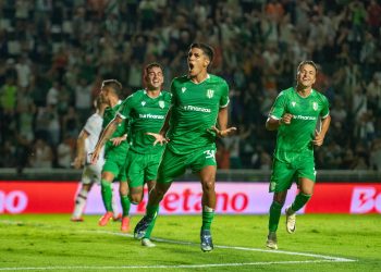 Banfield superó a Newell’s y tiene puntaje perfecto