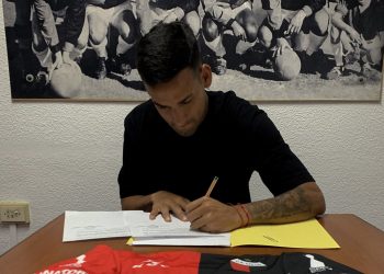 Firmó Barreto y Colón ya tiene otro delantero