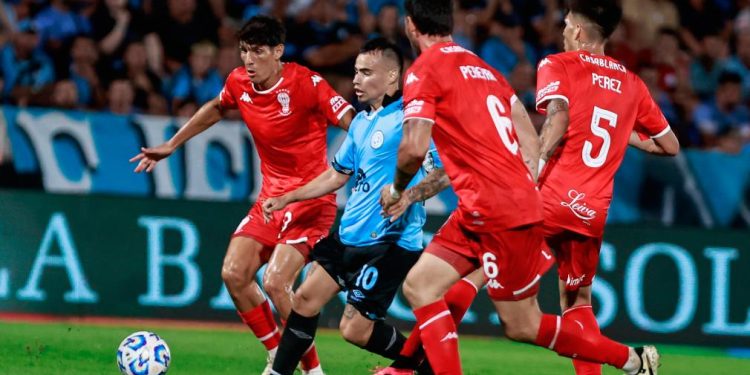 Belgrano y Huracán quedaron a mano en Córdoba