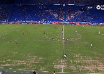 Tirón de orejas a algunos clubes por el mal estado del campo de juego