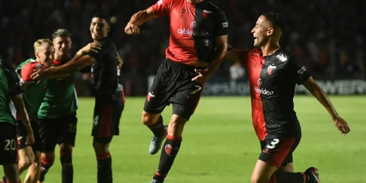 Hay principio de acuerdo para un esperado retorno a Colón