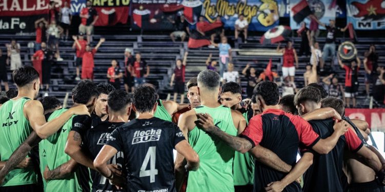 Colón retoma los trabajo en Santa Fe y espera refuerzos