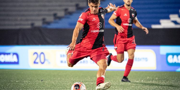 A Colón le faltó fútbol en los noventa pero triunfó en los penales