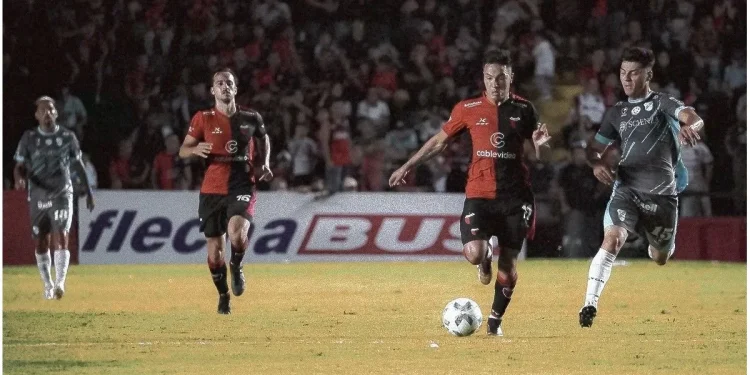 Día y hora confirmados para el debut de Colón en la Primera Nacional