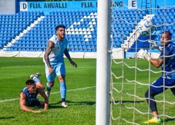 Otra baja de peso en Temperley para el debut ante Colón