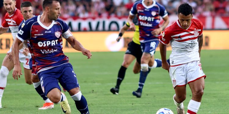 PT: Unión está cayendo 3-0 ante Estudiantes en La Plata