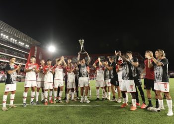 Estudiantes llega afilado al debut ante Unión: ganó 5-0