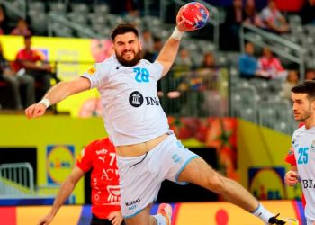 Los Gladiadores enfrentan a Islandia en busca de un triunfo en el Mundial de Handball