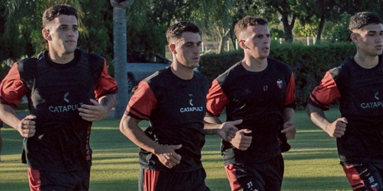 Colón inicia la semana con dos nuevos refuerzos