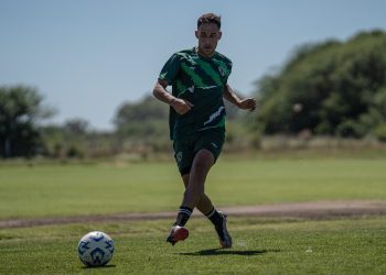 Facundo Castet entrenó con Sarmiento: ¿Vuelve a Colón?