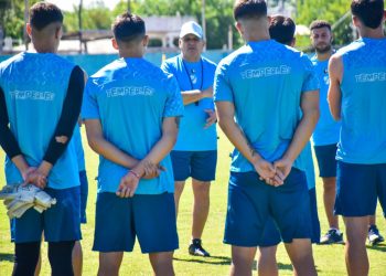 La rutilante incorporación de Temperley, rival de Colón en el debut