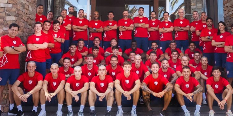 Unión presenta la camiseta: ¿Qué pasa si llueve?