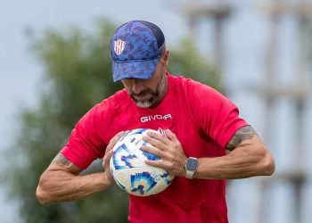 El once que probó el Kily González para el duelo ante Gimnasia