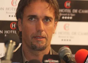 Es el cumple de Batistuta: el gran goleador que fue manager de Colón