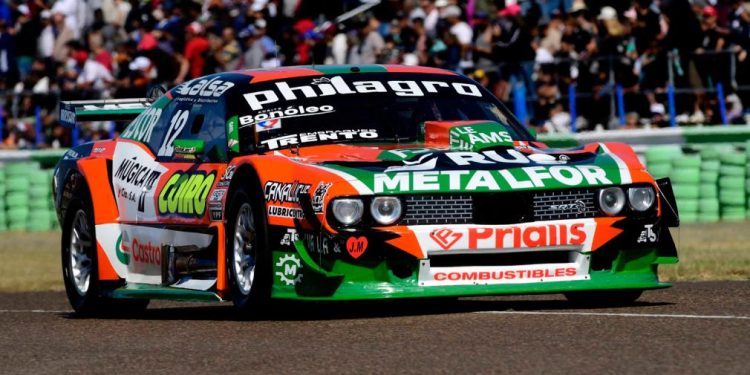 Jonatan Castellano ganó la primera del Turismo Carretera en Viedma