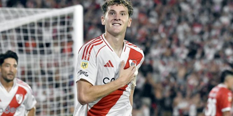 River frenó a Independiente con un doblete de Colidio