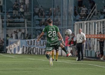 Con la vuelta de Pusineri, Atlético Tucumán vapuleó a Sarmiento