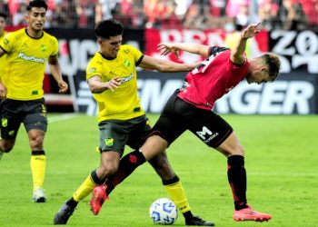 Defensa amargó a Newell’s en el final y Soso quedó en la cuerda floja