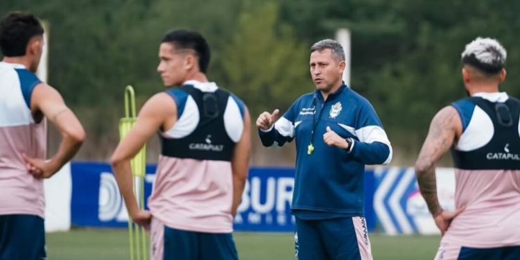 Gimnasia La Plata ya puso la mente en Unión