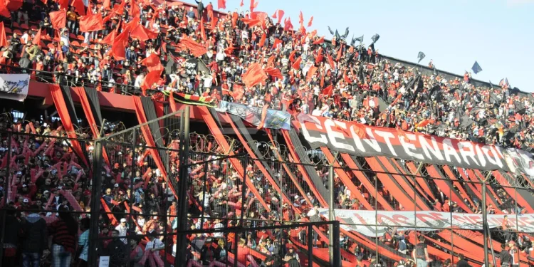 Colón: Están a la venta las entradas para el partido ante Nueva Chicago