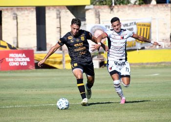 ST: Colón le gana a Mitre en Santiago con gol de Brian Negro