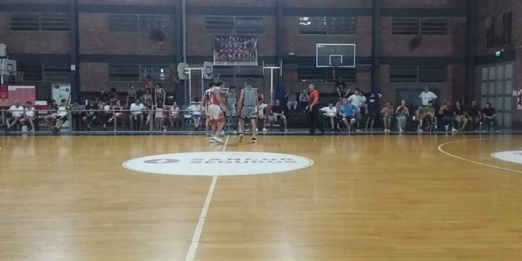 Gimnasia y CUST definirán el cuadrangular amistoso en el Pay Zumé